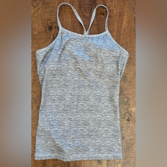 Lululemon power Y activewear tank top woman Sz 8 - Picture 2 of 8